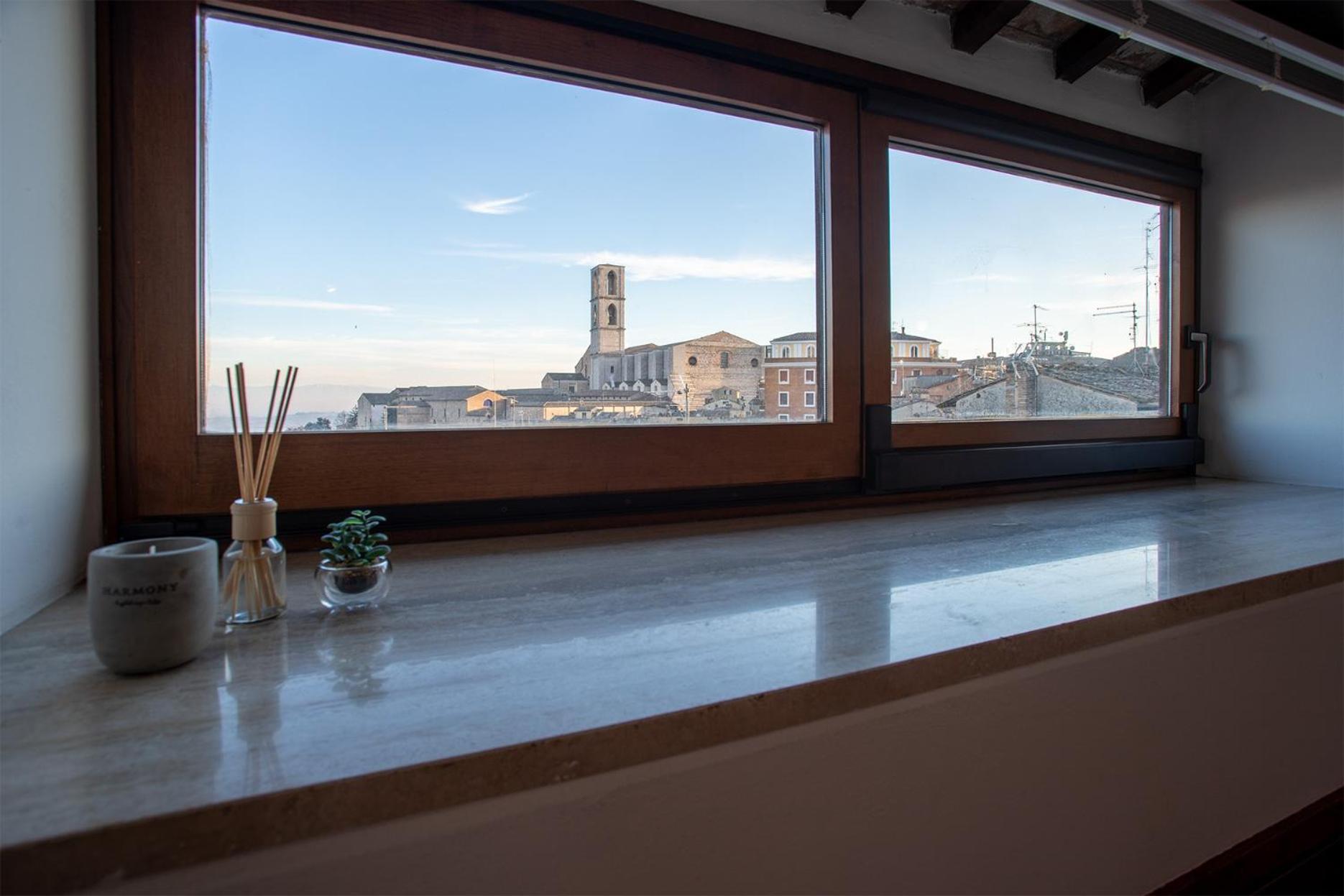 Panoramic Apt - A Due Passi Dal Centro - Italywego ペルージャ エクステリア 写真